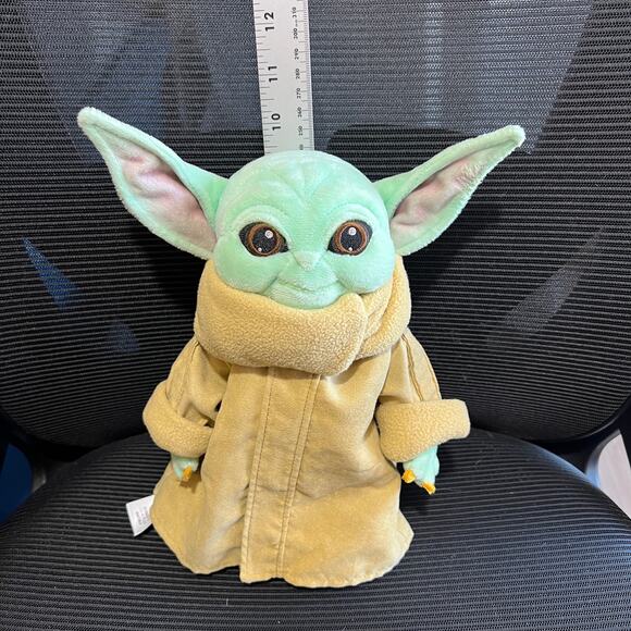 Disney Star Wars The Mandalorian Grogu The Child Baby Yoda Plush 11" - Picture 13 of 14